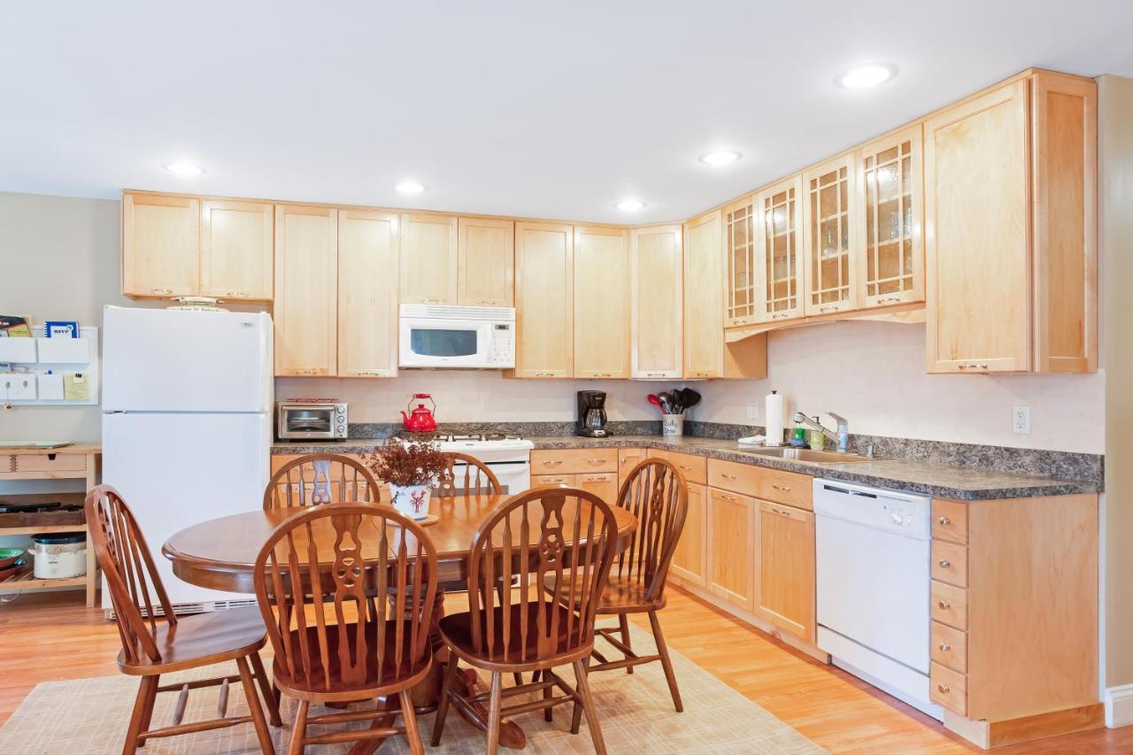 Lucky Stone Cottage Tremont Екстер'єр фото
